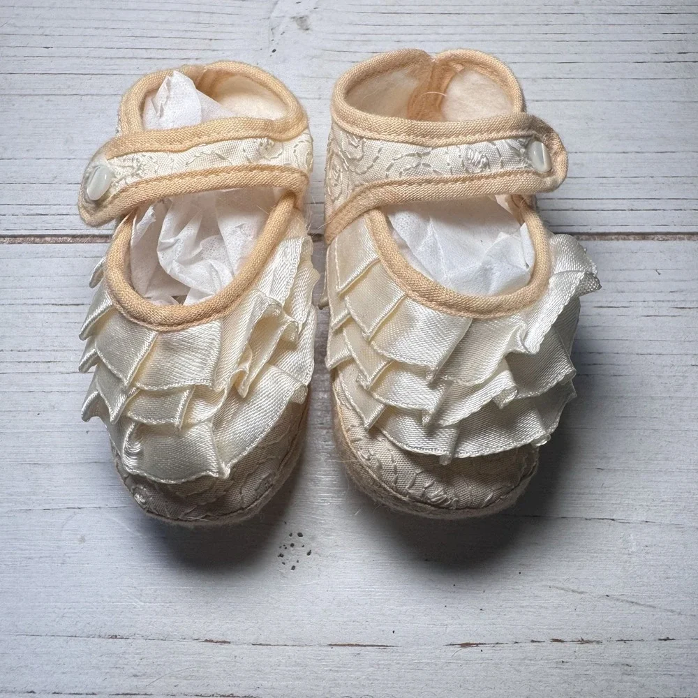 Vintage Pink Cotton Felt Baby Shoes Satin Crib‎ Shoes